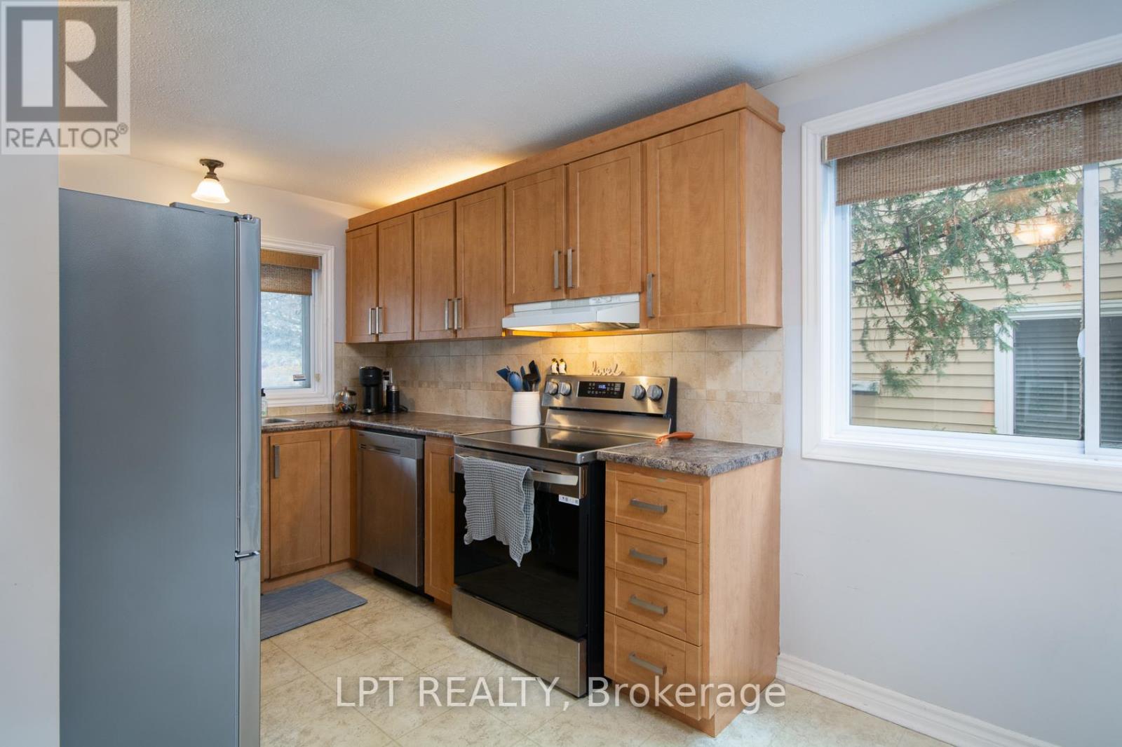 7 Fable Street, Ottawa, Ontario  K2J 2C9 - Photo 6 - X12994684