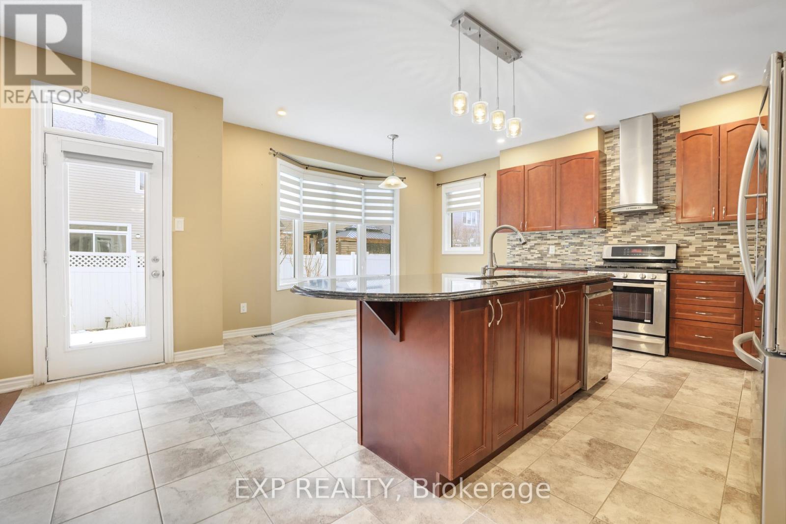 210 Rivertree Street, Ottawa, Ontario K2M 0J3 - Photo 10 - X12994710