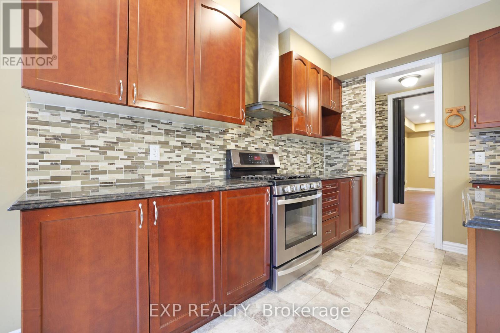 210 Rivertree Street, Ottawa, Ontario K2M 0J3 - Photo 9 - X12994710