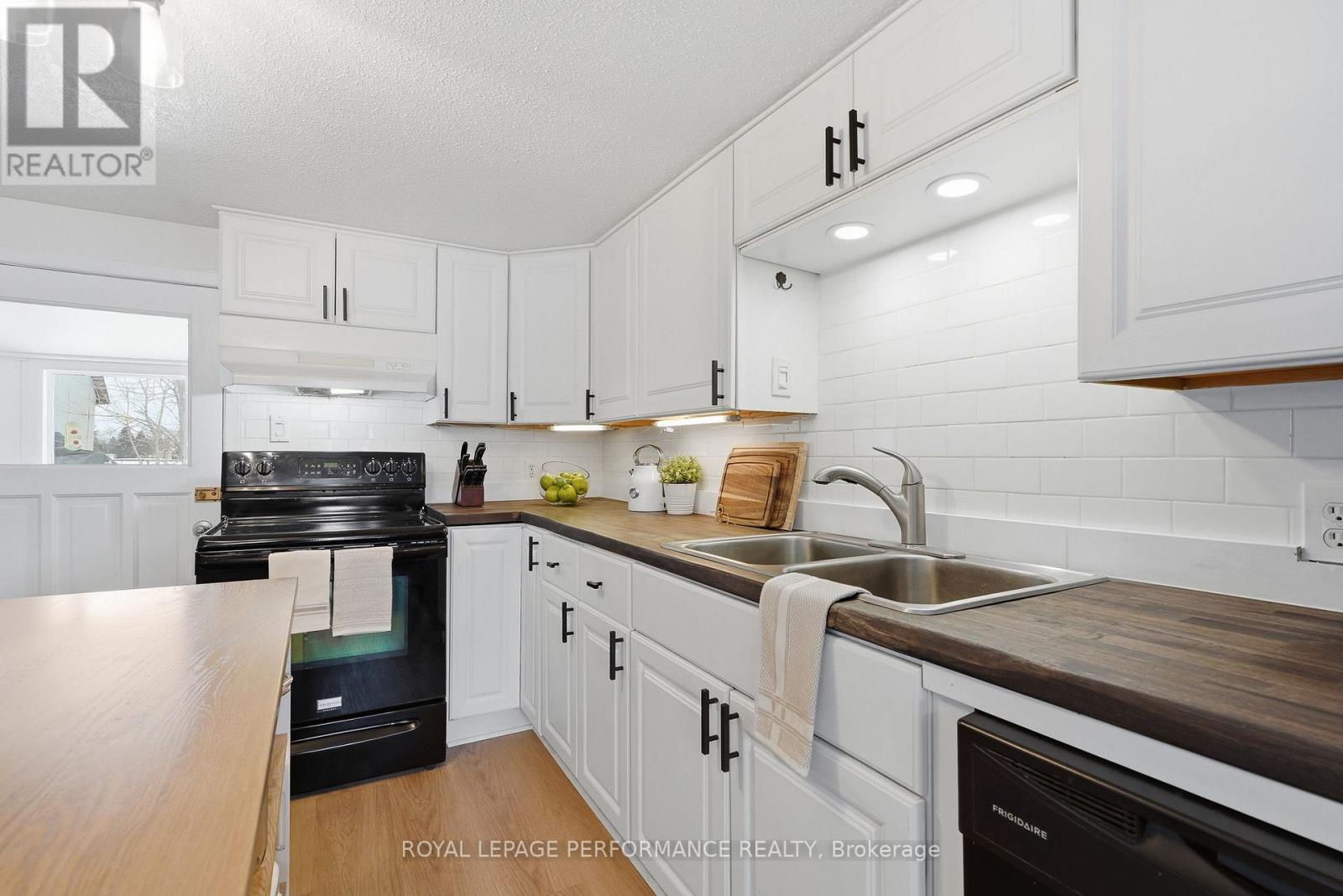 1292 St Jacques Road, Russell, Ontario K0A 1W0 - Photo 3 - X12994722