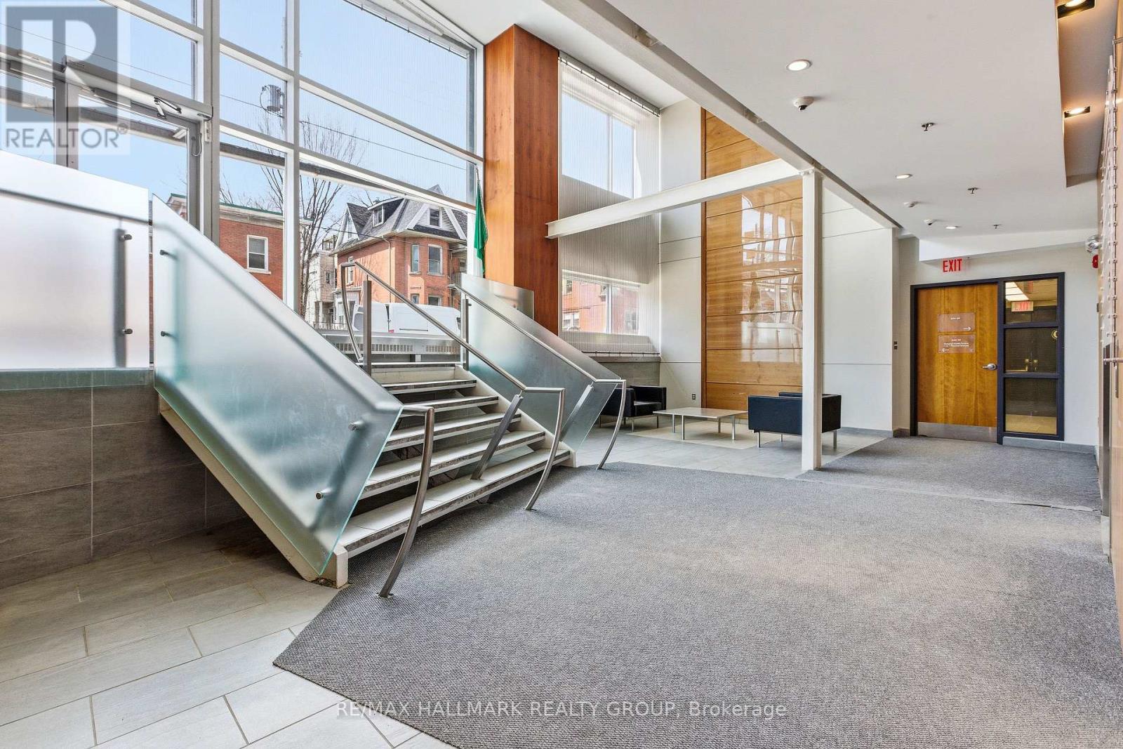 500 - 359 Kent Street, Ottawa, Ontario K2P 0R6 - Photo 3 - X12994788