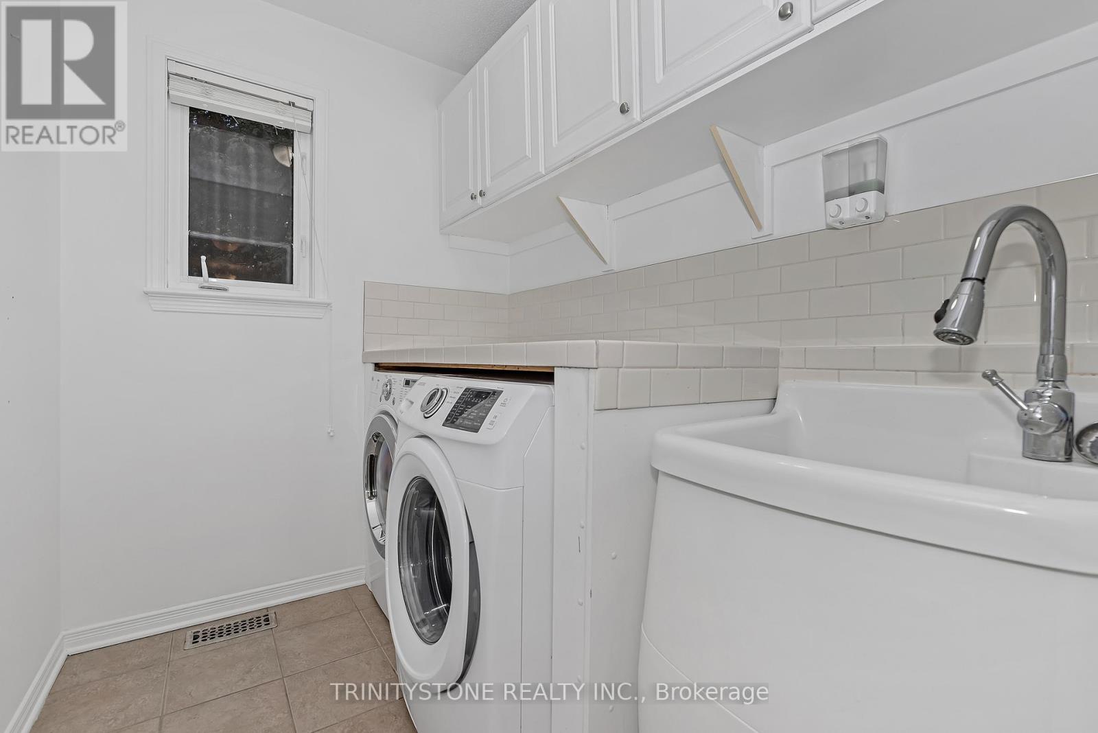 145 Arrowwood Drive, Ottawa, Ontario  K2S 2G3 - Photo 20 - X12994828