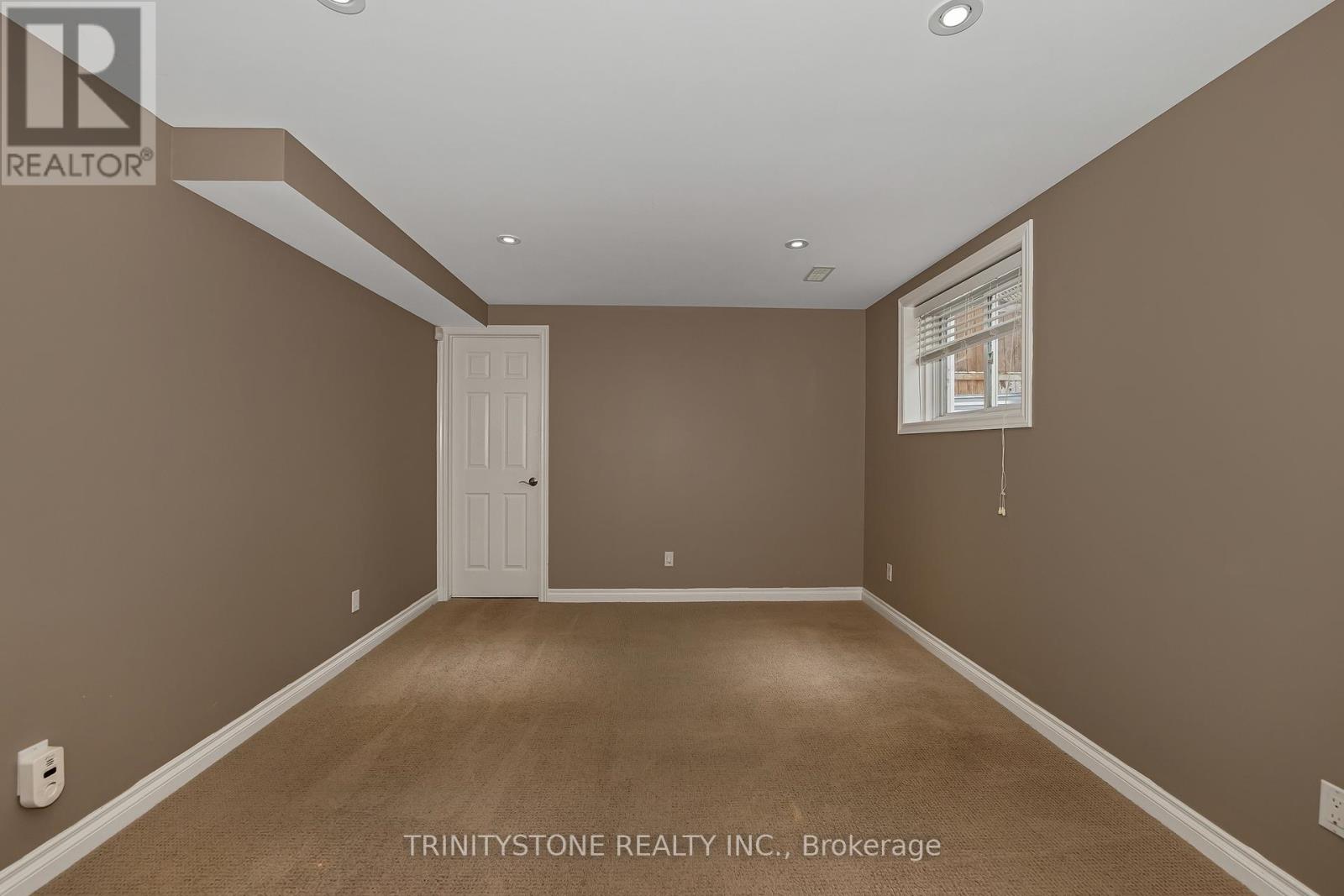 145 Arrowwood Drive, Ottawa, Ontario  K2S 2G3 - Photo 41 - X12994828