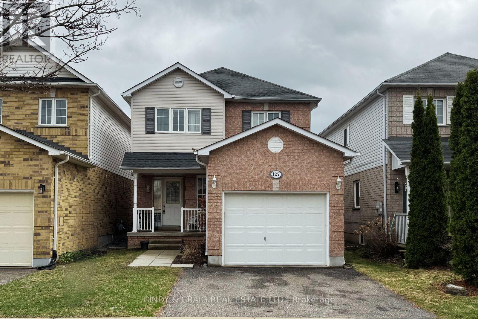 127 RICHFIELD SQUARE, Clarington, Ontario