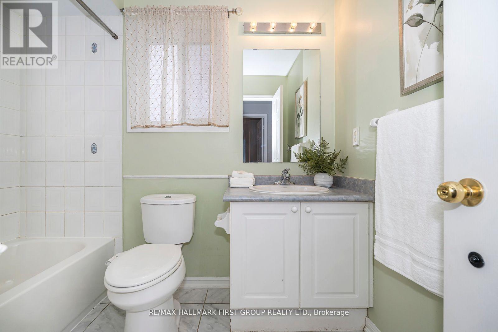 1636 Sarasota Crescent, Oshawa, Ontario  L1G 8E9 - Photo 31 - E12994606