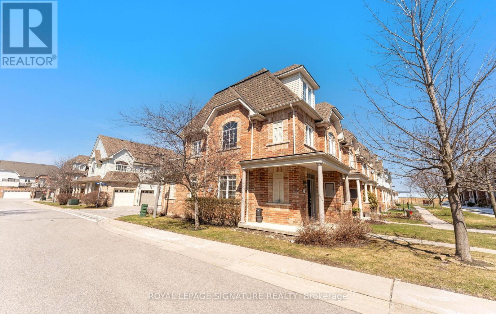 23 Yewtree Way, Whitby, Ontario  L1R 0C7 - Photo 2 - E12994682