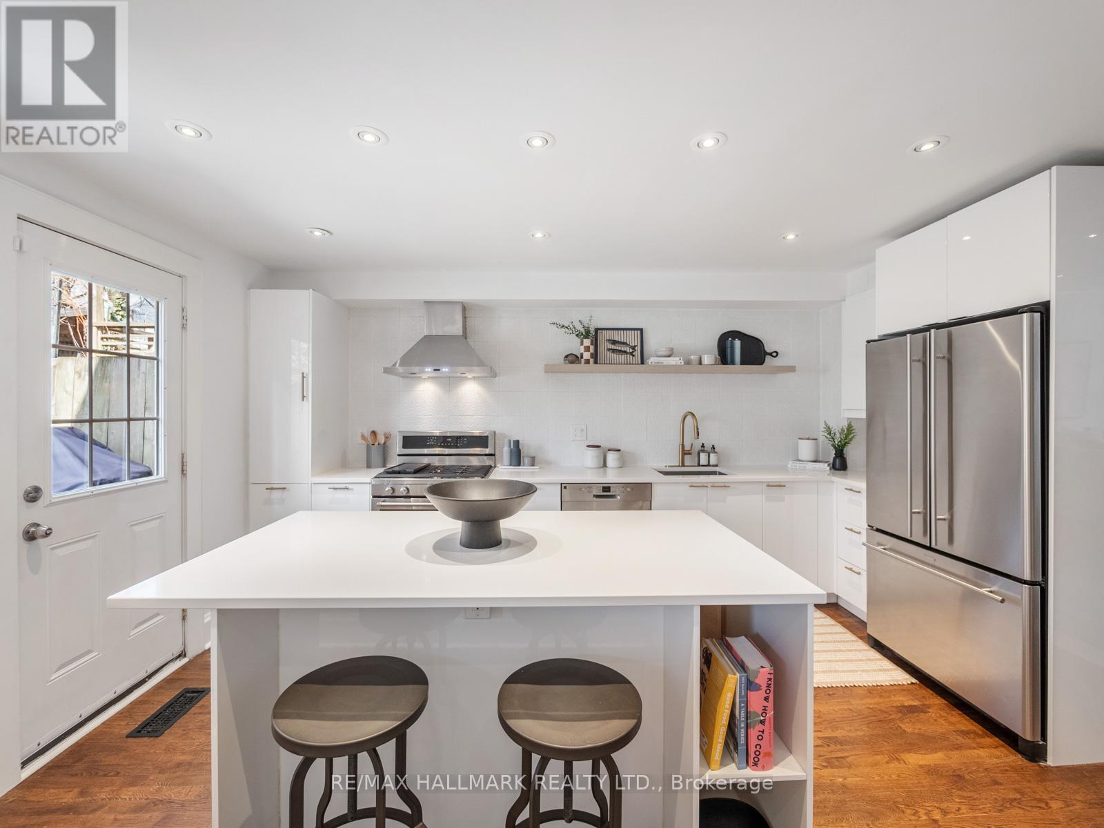 24 Boulton Avenue, Toronto, Ontario  M4M 2J3 - Photo 13 - E12994754