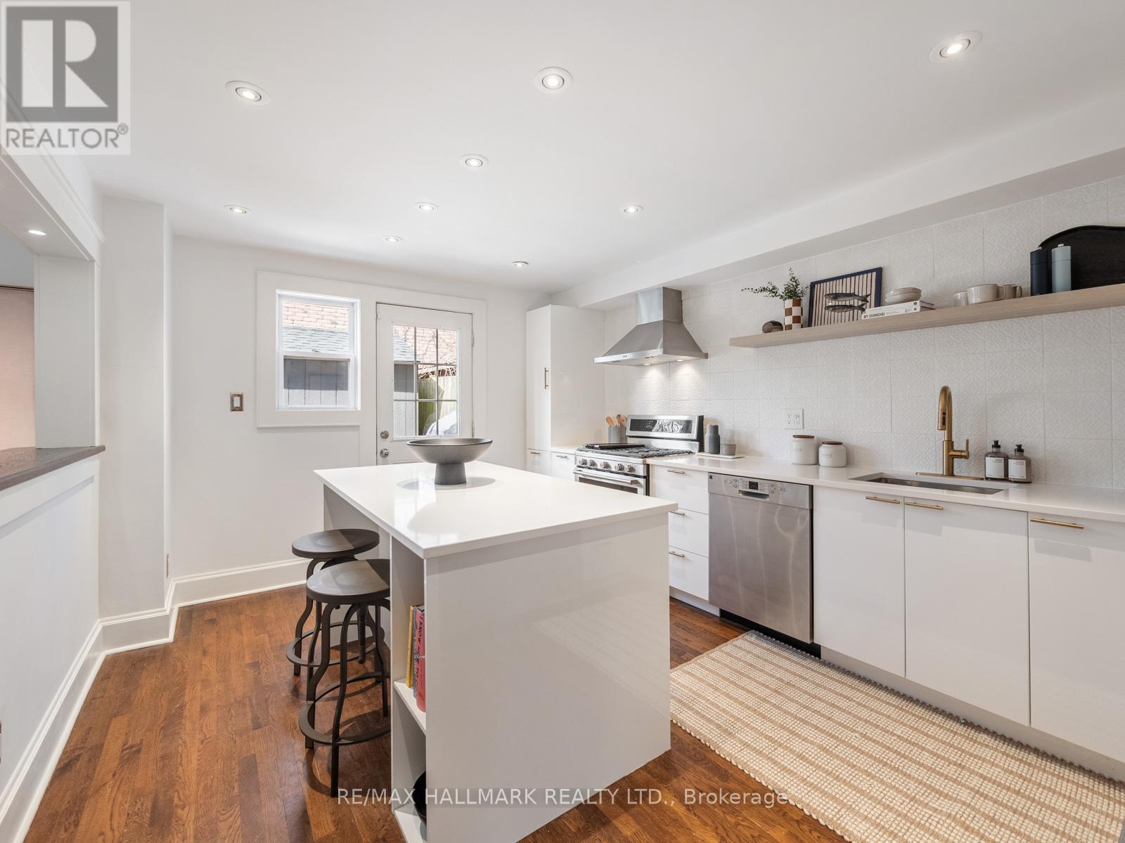 24 Boulton Avenue, Toronto, Ontario  M4M 2J3 - Photo 14 - E12994754