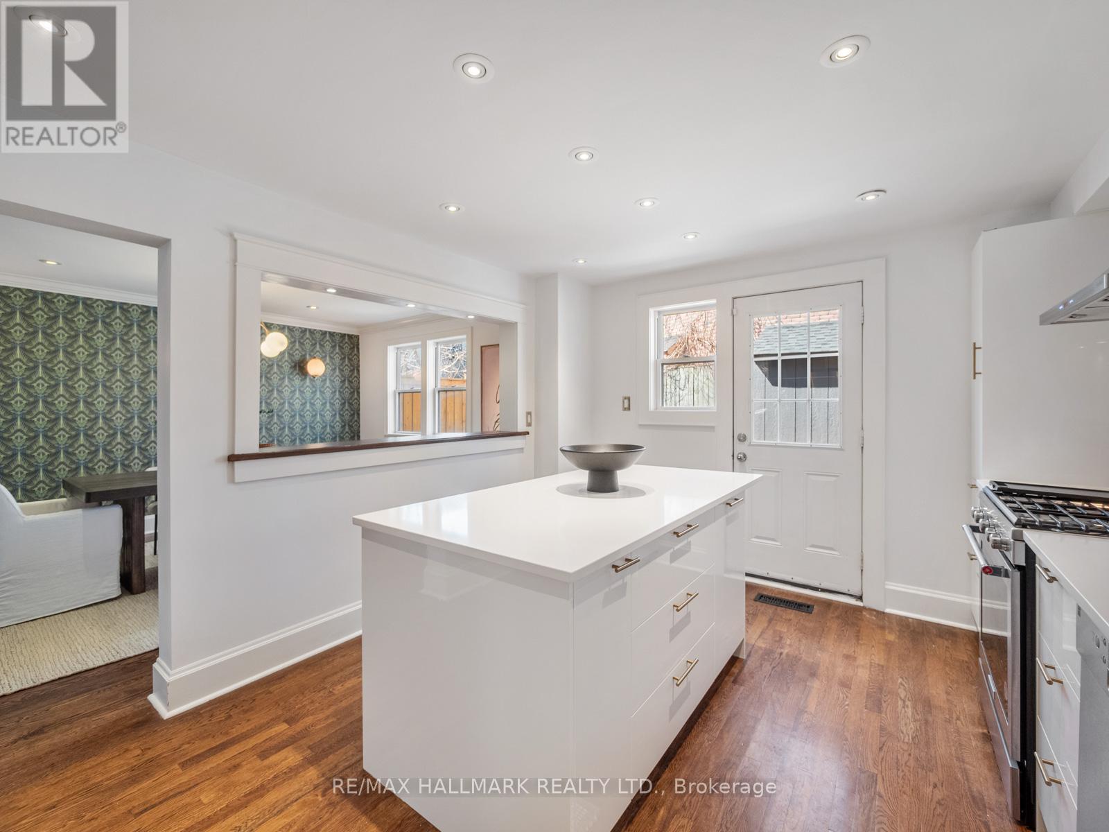 24 Boulton Avenue, Toronto, Ontario  M4M 2J3 - Photo 17 - E12994754