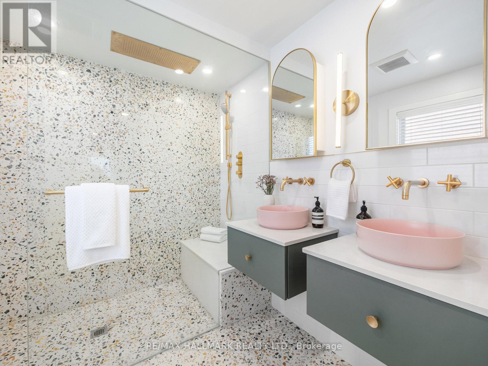 24 Boulton Avenue, Toronto, Ontario  M4M 2J3 - Photo 26 - E12994754