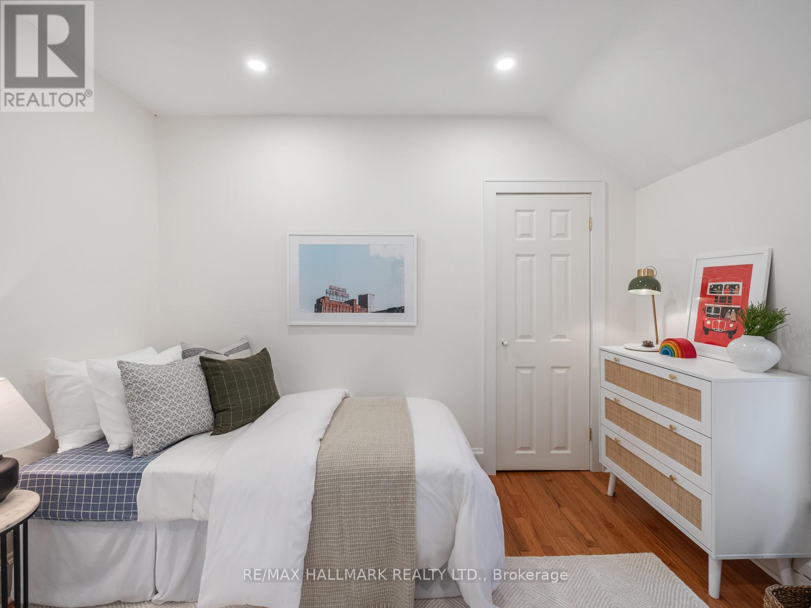 24 Boulton Avenue, Toronto, Ontario  M4M 2J3 - Photo 32 - E12994754