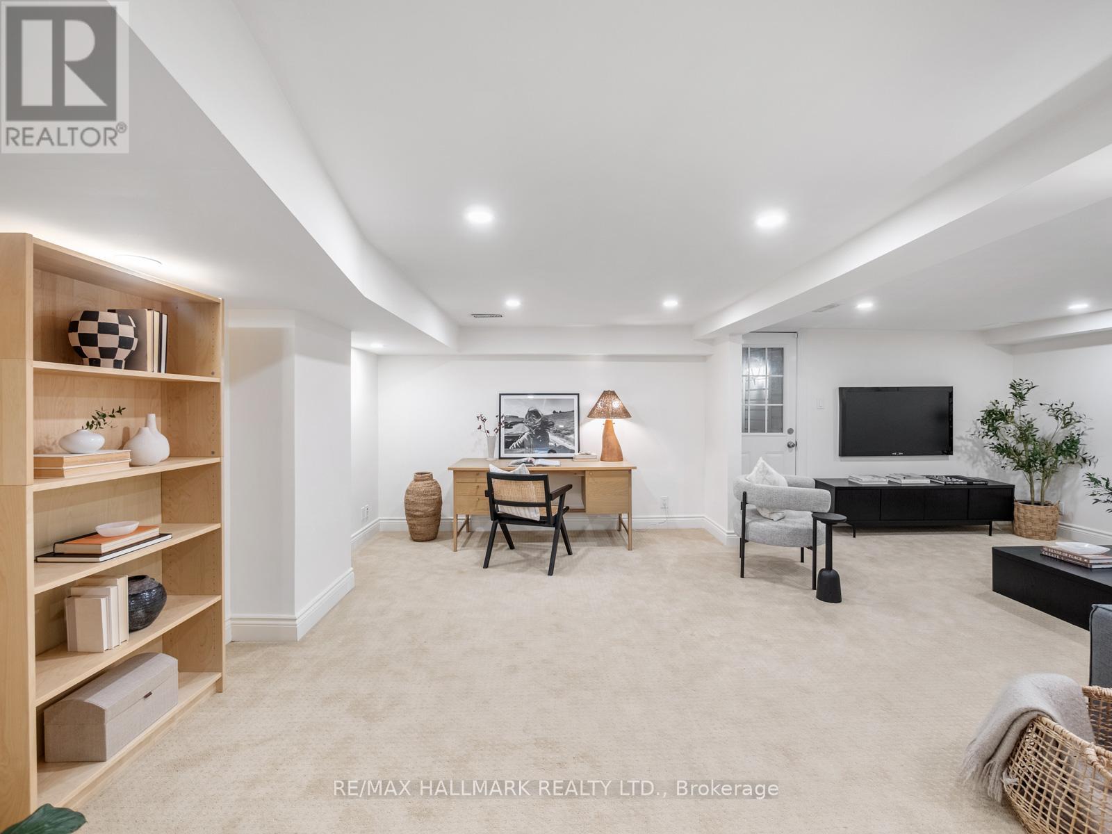 24 Boulton Avenue, Toronto, Ontario  M4M 2J3 - Photo 35 - E12994754