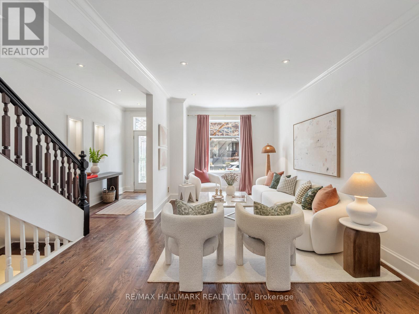 24 Boulton Avenue, Toronto, Ontario  M4M 2J3 - Photo 4 - E12994754