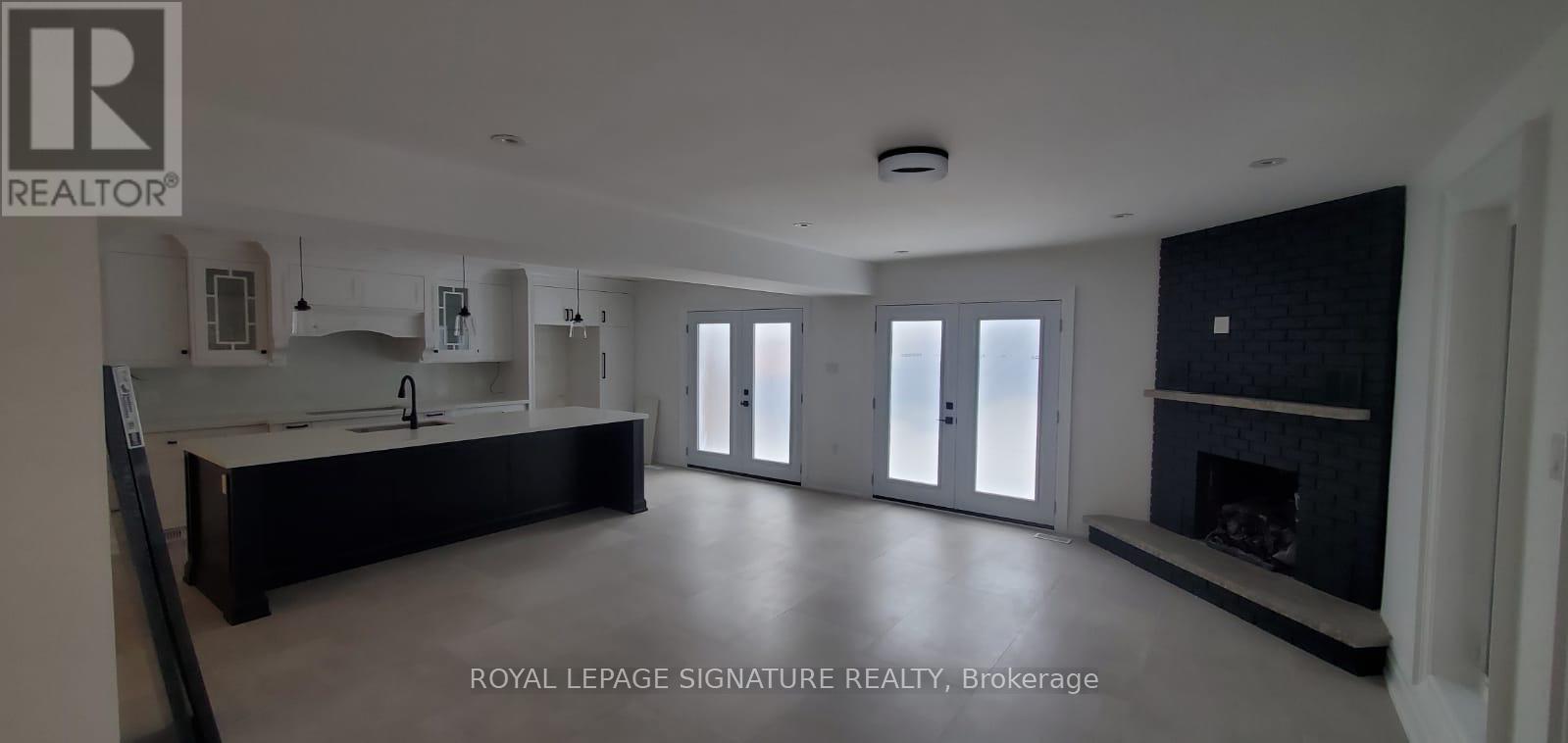 MAIN - 19 SCARBORO CRESCENT, Toronto, Ontario