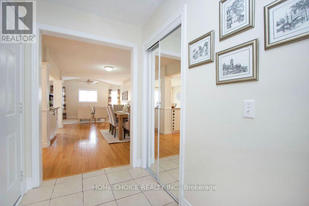 200 Bathgate Crescent, Clarington, Ontario L1E 0B5 - Photo 4 - E12994832