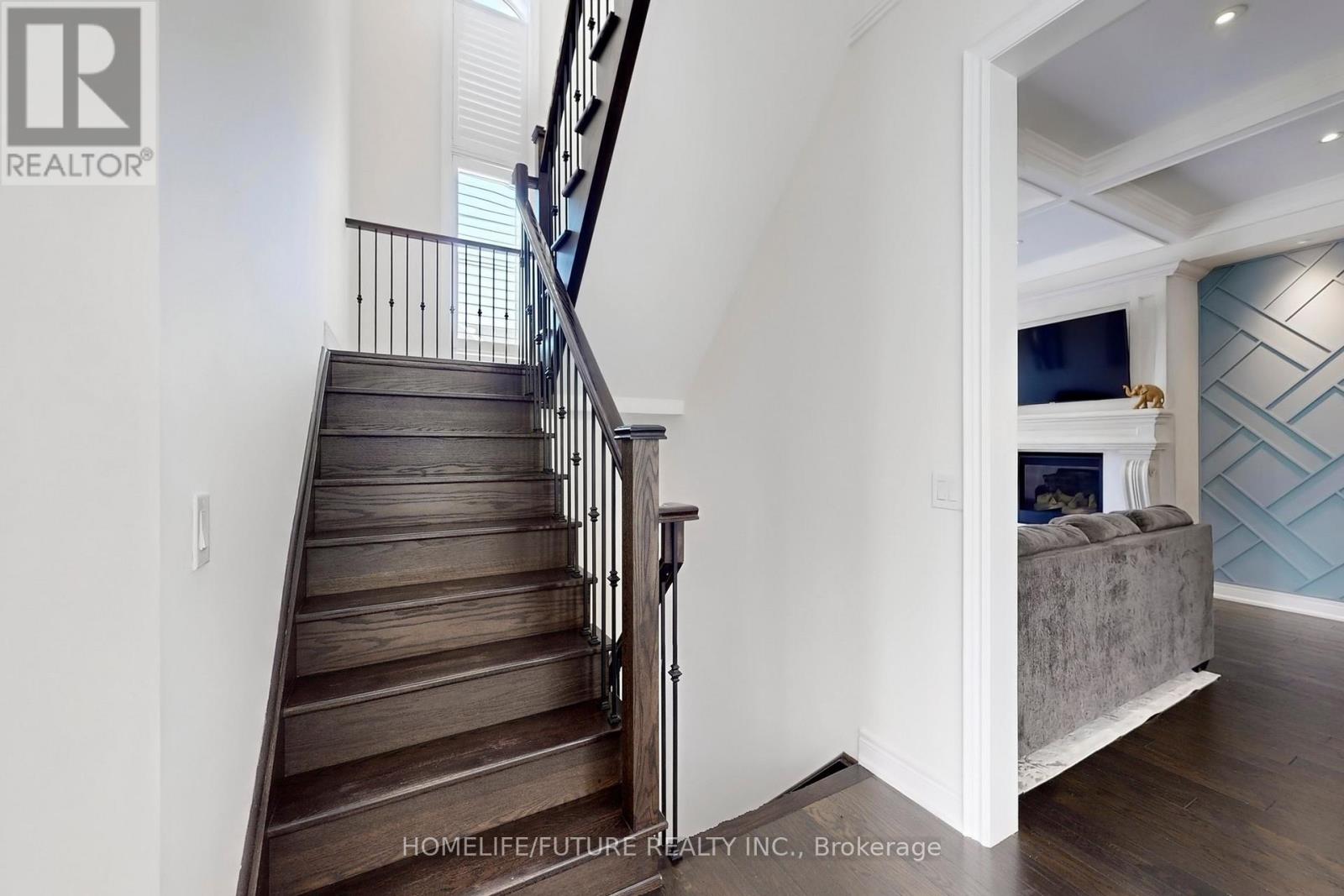 44 Micklefield Avenue, Whitby, Ontario  L1P 0C4 - Photo 18 - E12994868