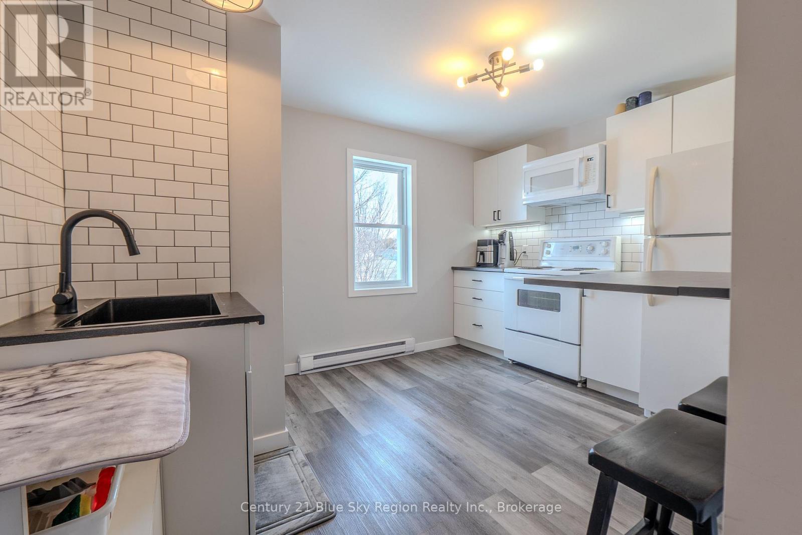 647 Douglas Street, North Bay, Ontario  P1B 5N9 - Photo 21 - X12994726