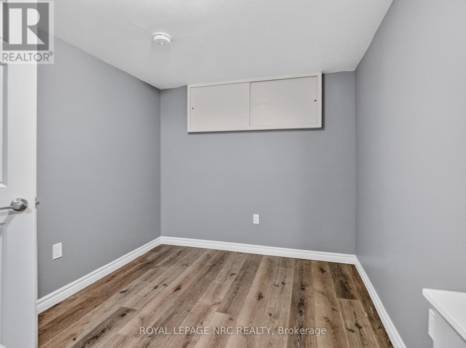 Lower - 34 Preston Place, Welland, Ontario  L3C 3K3 - Photo 16 - X12994802