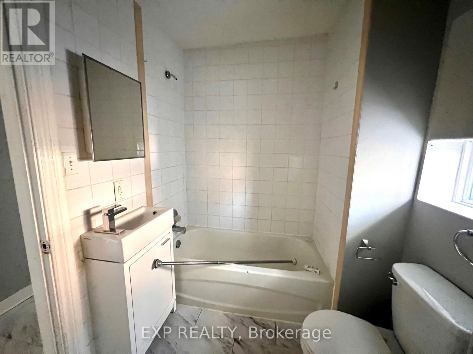 1079 Wellington Street W, Ottawa, Ontario K1Y 2Y2 - Photo 24 - X12599586