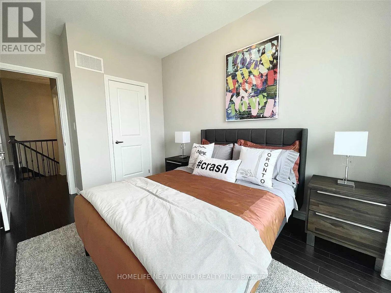 35 Hammersmith Lane, Markham, Ontario  L6C 0Z5 - Photo 12 - N12994702