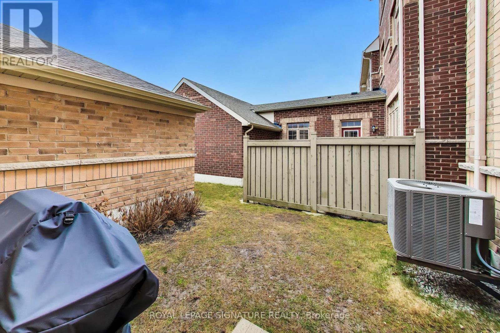 259 Barons Street, Vaughan, Ontario  L4H 3Z3 - Photo 35 - N12994732