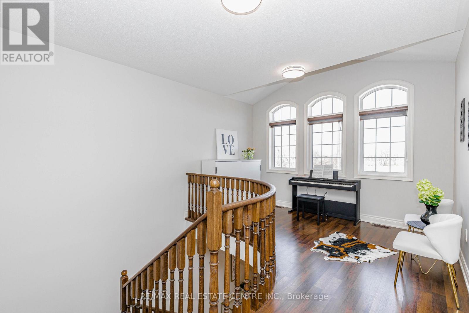 45 Carondale Square, East Gwillimbury, Ontario  L9N 0X6 - Photo 18 - N12994734