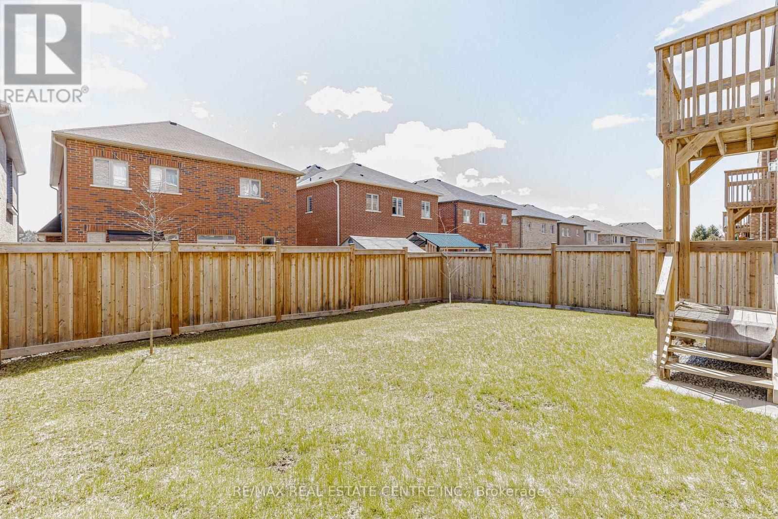 45 Carondale Square, East Gwillimbury, Ontario  L9N 0X6 - Photo 47 - N12994734