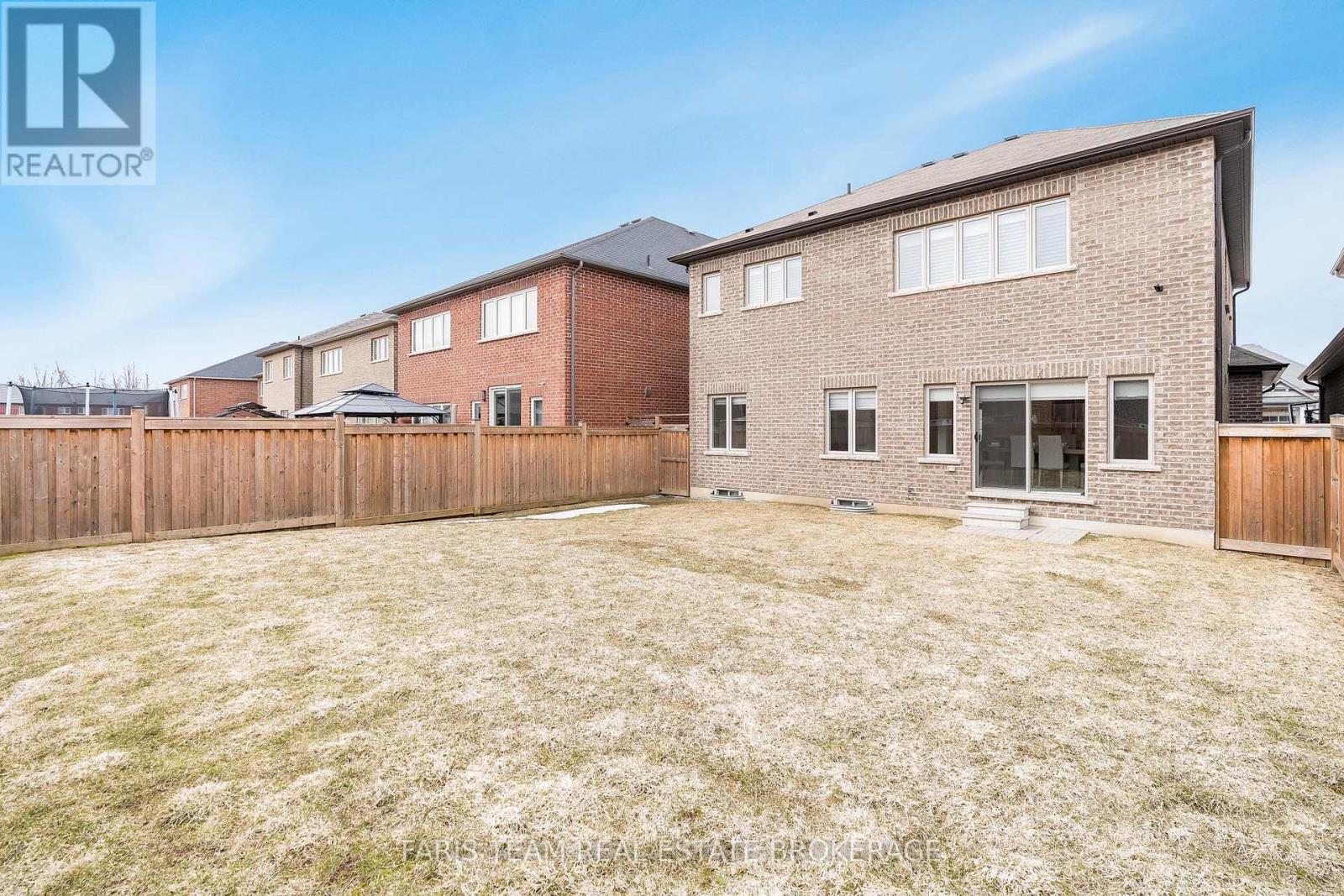 1559 Farrow Crescent, Innisfil, Ontario L9S 0L6 - Photo 43 - N12994818