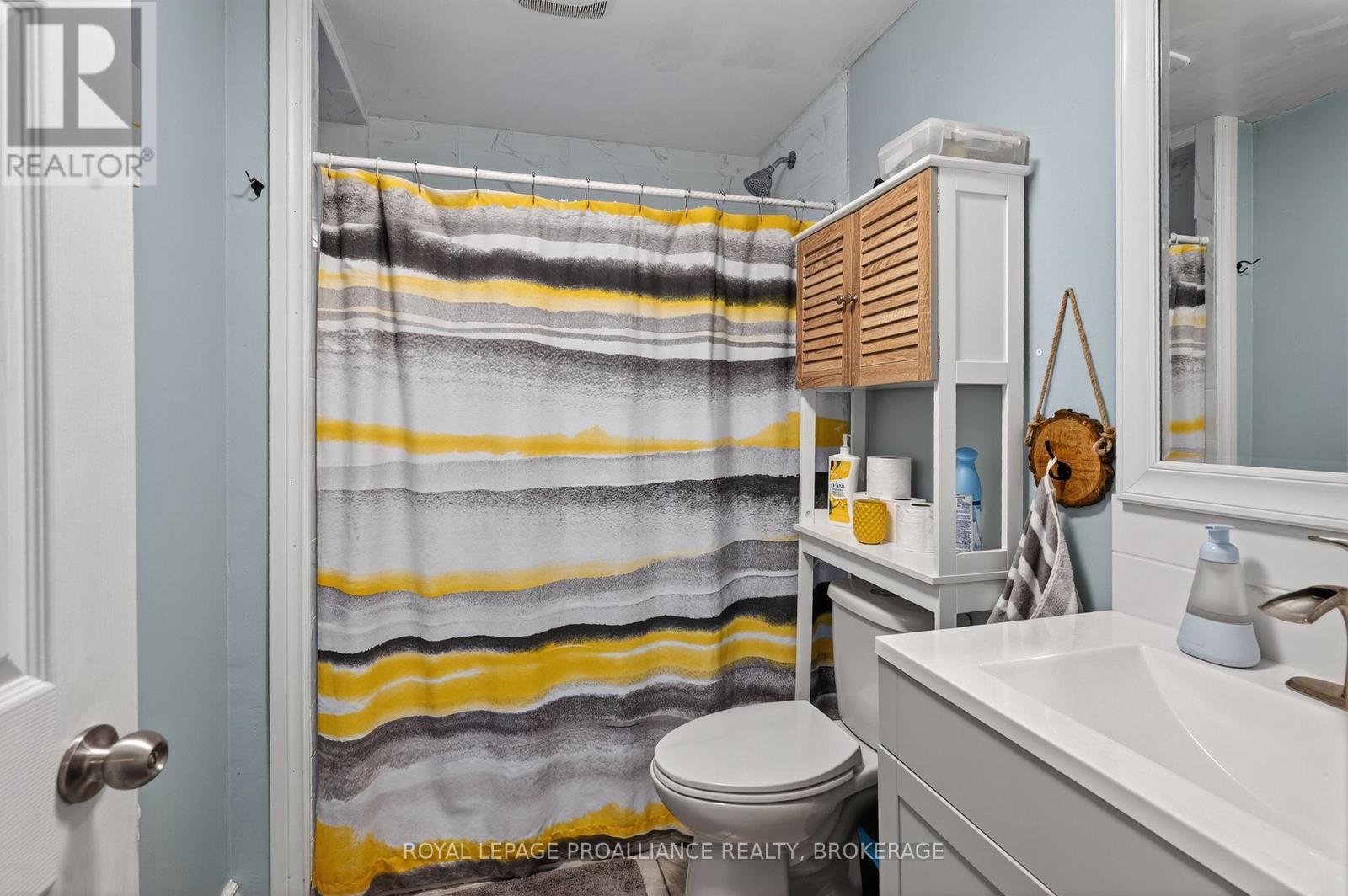 14b Morgan's Point Lane, Frontenac Islands, Ontario K0H 2Y0 - Photo 15 - X12994666