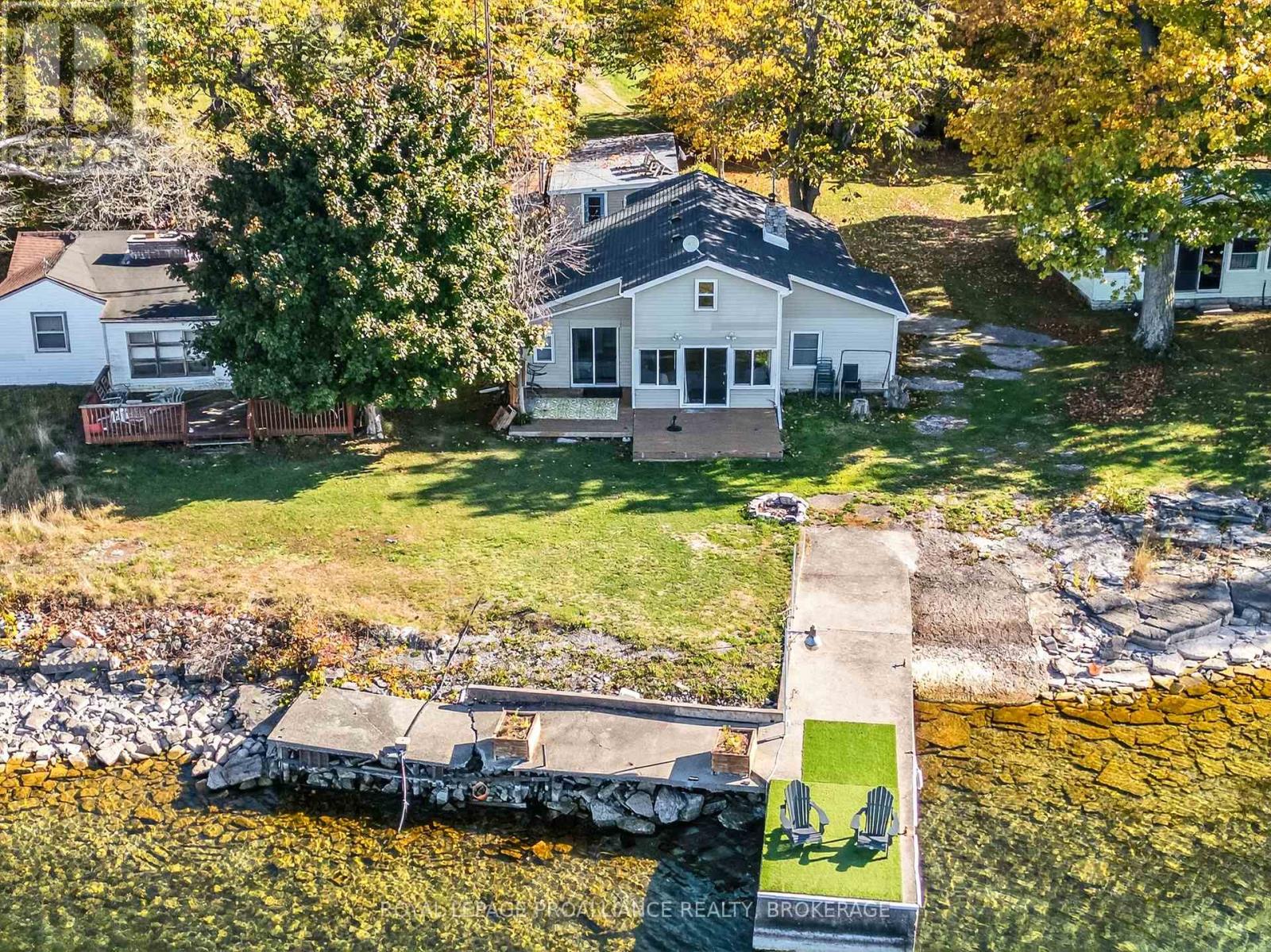 14b Morgan's Point Lane, Frontenac Islands, Ontario K0H 2Y0 - Photo 2 - X12994666