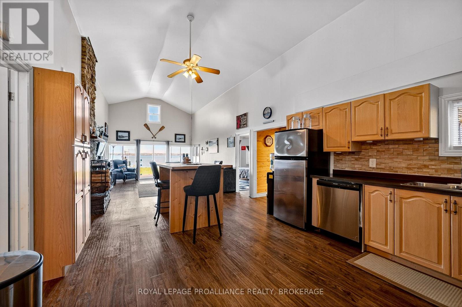 14b Morgan's Point Lane, Frontenac Islands, Ontario K0H 2Y0 - Photo 5 - X12994666