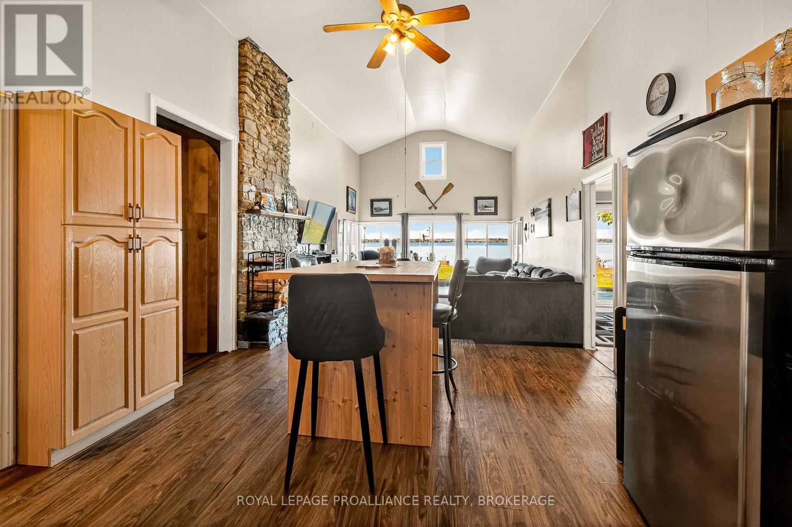 14b Morgan's Point Lane, Frontenac Islands, Ontario K0H 2Y0 - Photo 6 - X12994666