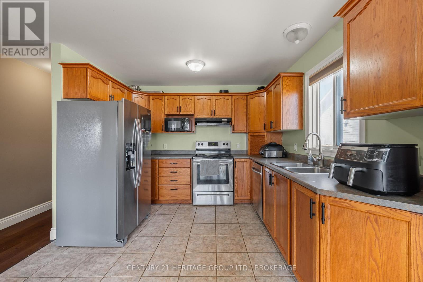 79 Speers Boulevard, Loyalist, Ontario  K7N 1Y8 - Photo 13 - X12994676