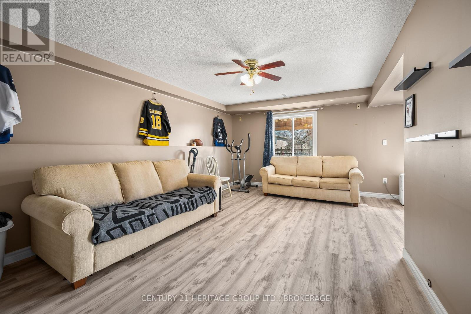 79 Speers Boulevard, Loyalist, Ontario  K7N 1Y8 - Photo 28 - X12994676