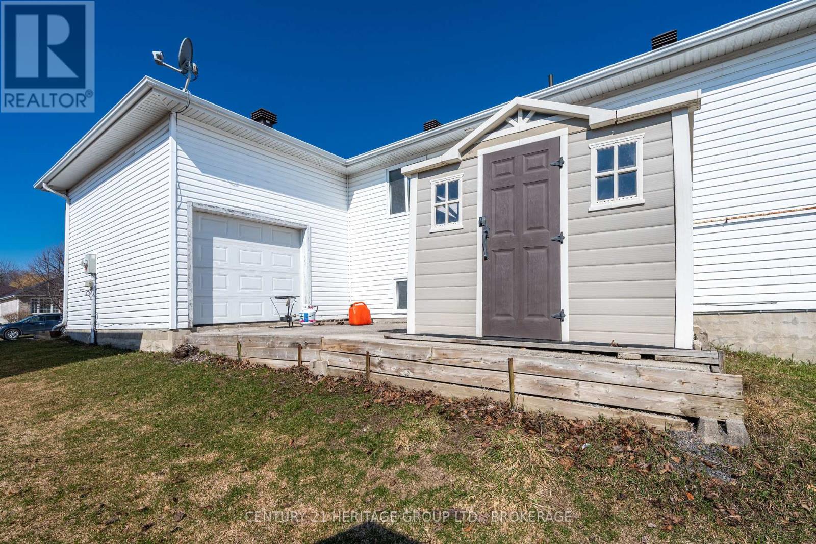 79 Speers Boulevard, Loyalist, Ontario  K7N 1Y8 - Photo 4 - X12994676