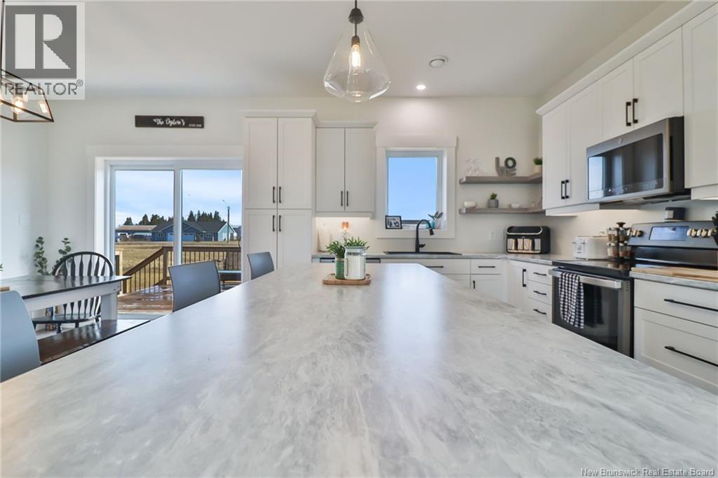 11 Riverside Drive, Petitcodiac, New Brunswick  E4Z 0K7 - Photo 11 - NB137146