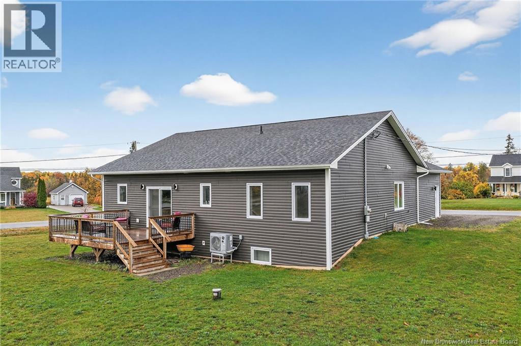 11 Riverside Drive, Petitcodiac, New Brunswick  E4Z 0K7 - Photo 46 - NB137146
