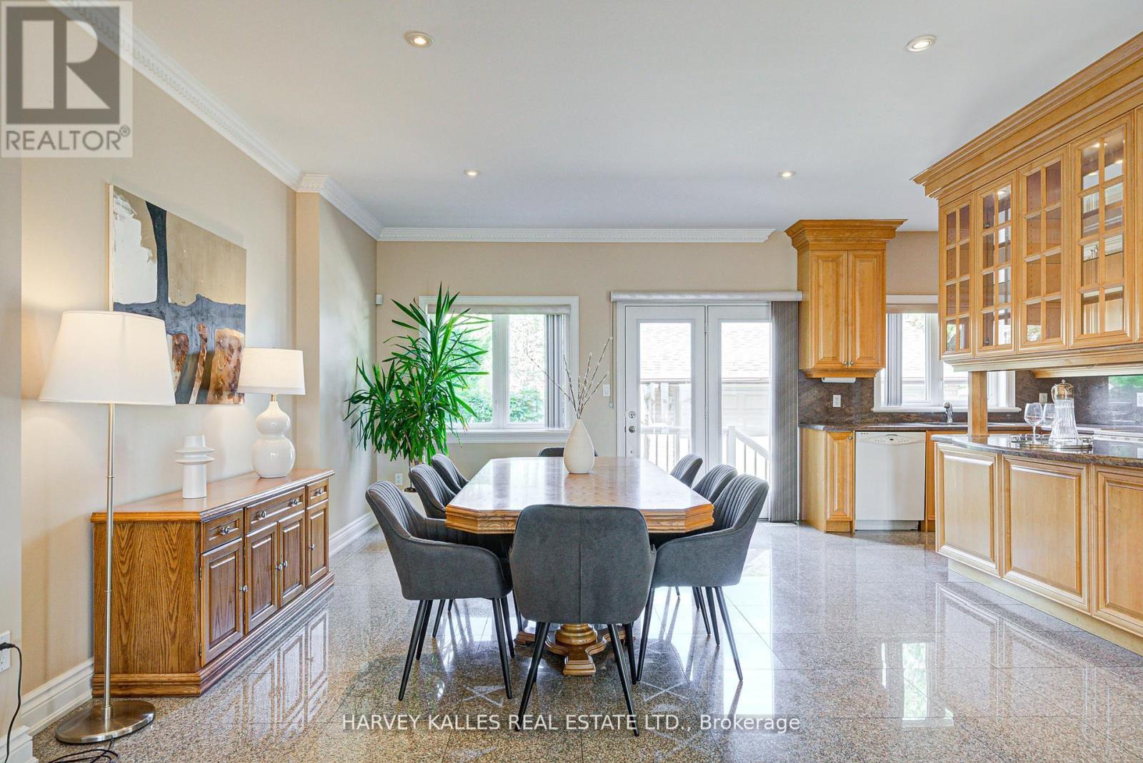 1006 Briar Hill Avenue, Toronto, Ontario  M6B 1M3 - Photo 12 - W12994624