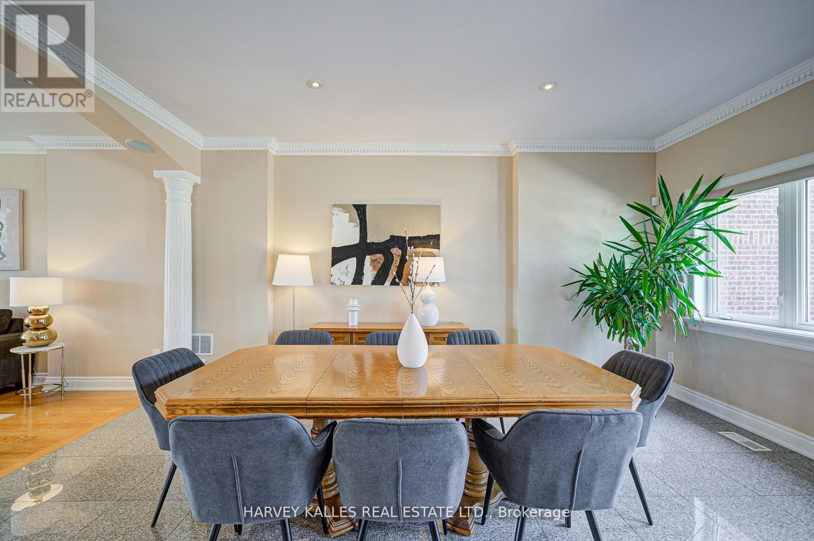 1006 Briar Hill Avenue, Toronto, Ontario  M6B 1M3 - Photo 20 - W12994624