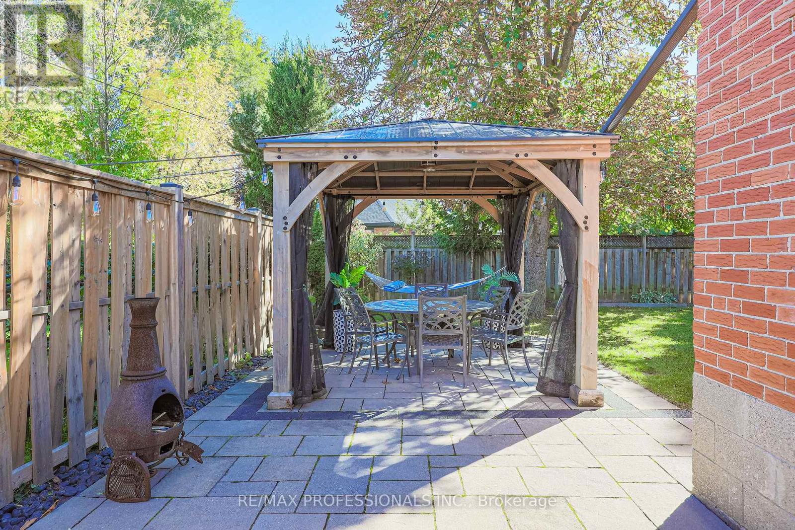 19 Sealcove Drive, Toronto, Ontario  M9C 2C3 - Photo 43 - W12994660