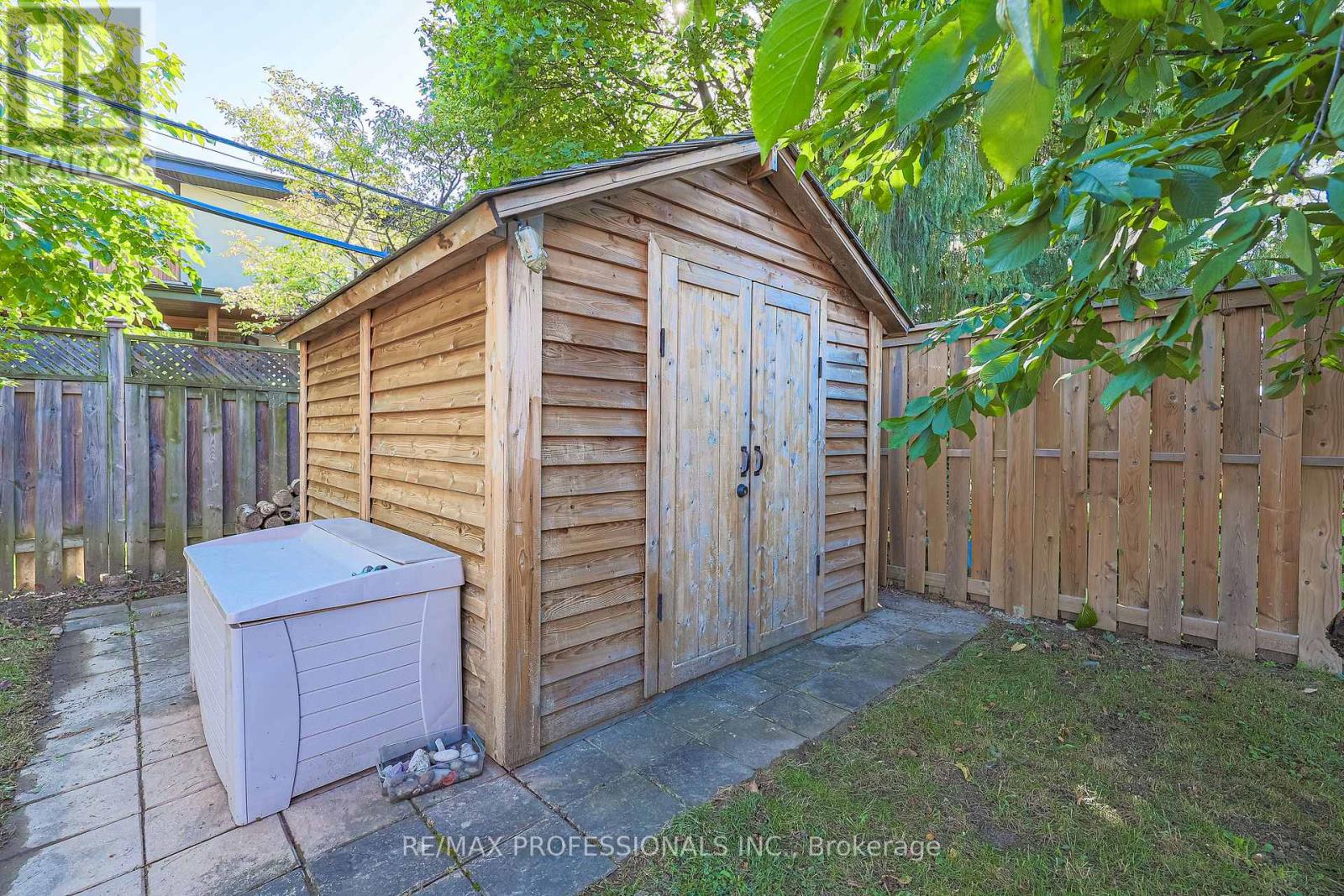 19 Sealcove Drive, Toronto, Ontario  M9C 2C3 - Photo 48 - W12994660