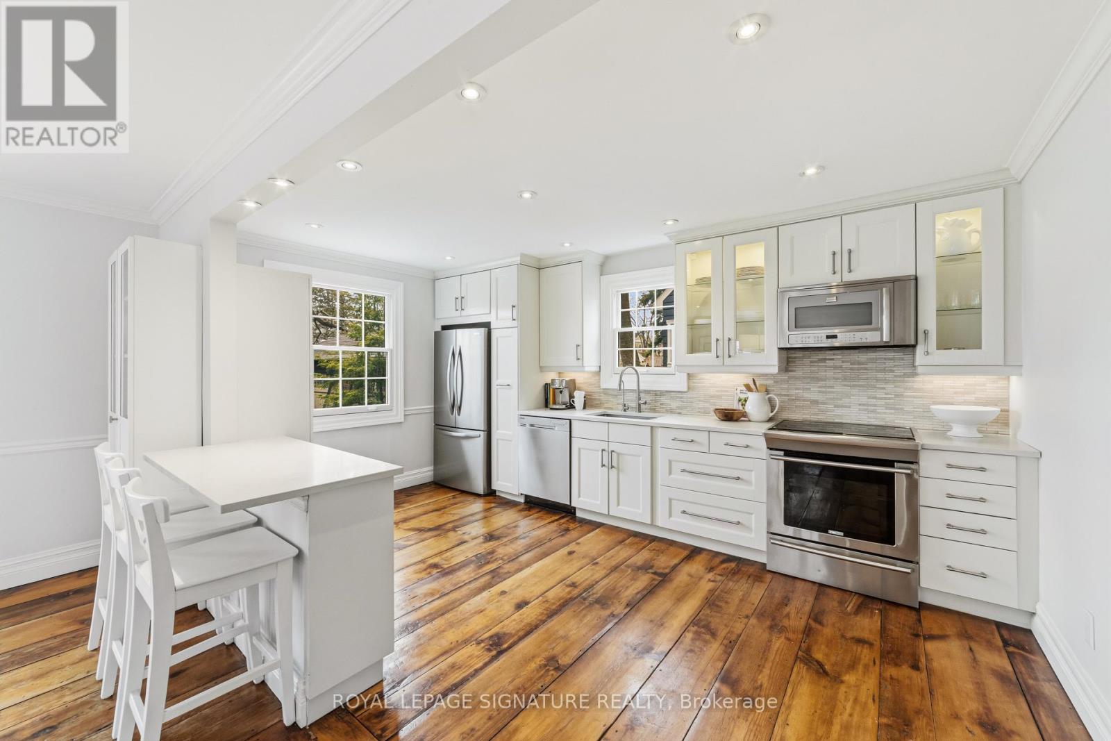 348 Douglas Avenue, Oakville, Ontario  L6J 3S6 - Photo 11 - W12994708