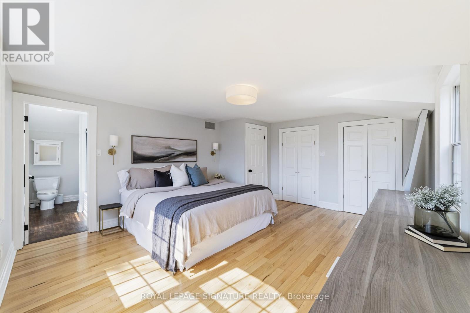 348 Douglas Avenue, Oakville, Ontario  L6J 3S6 - Photo 26 - W12994708