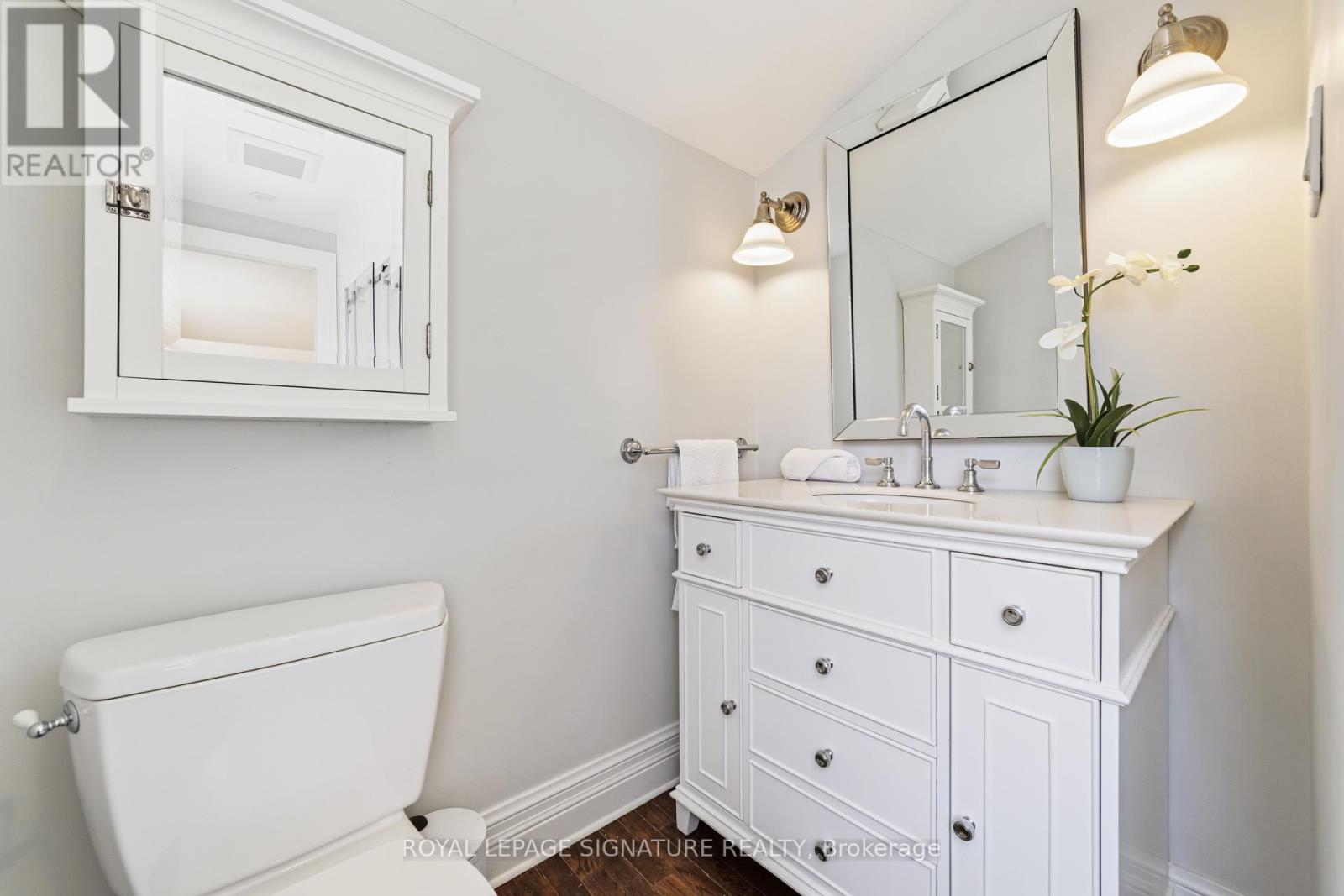 348 Douglas Avenue, Oakville, Ontario  L6J 3S6 - Photo 28 - W12994708