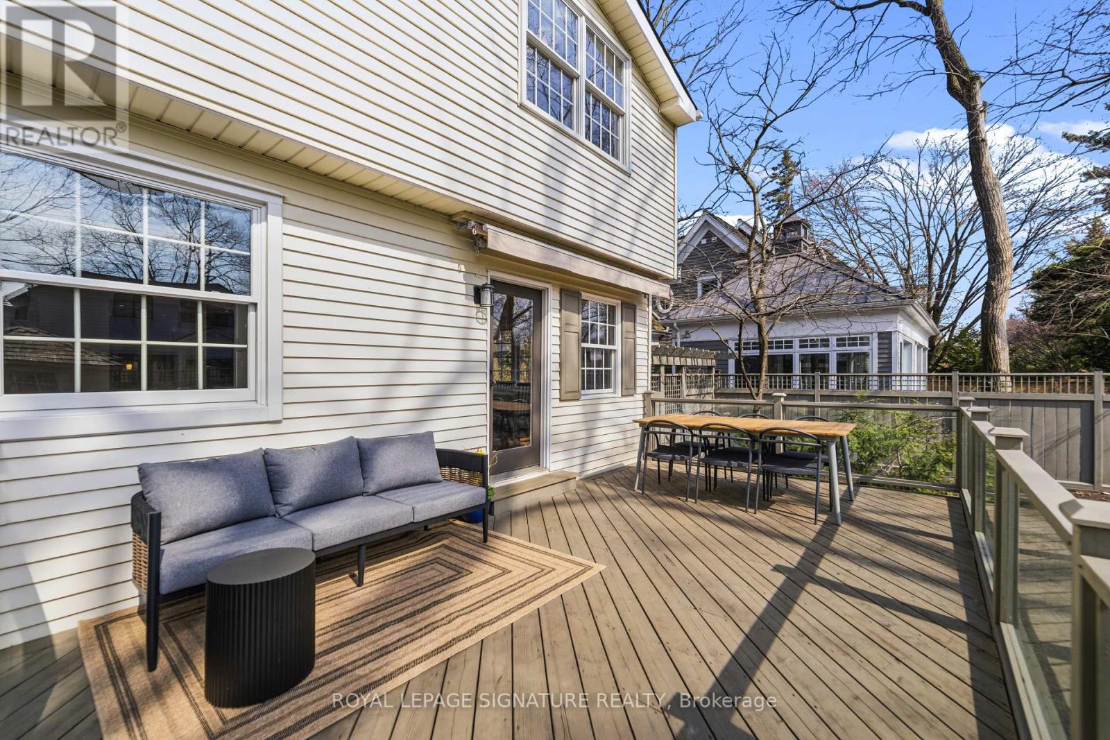 348 Douglas Avenue, Oakville, Ontario  L6J 3S6 - Photo 37 - W12994708