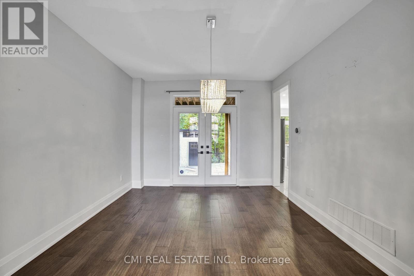 2171 Jardine Crescent, Burlington, Ontario  L7L 7K1 - Photo 47 - W12994716