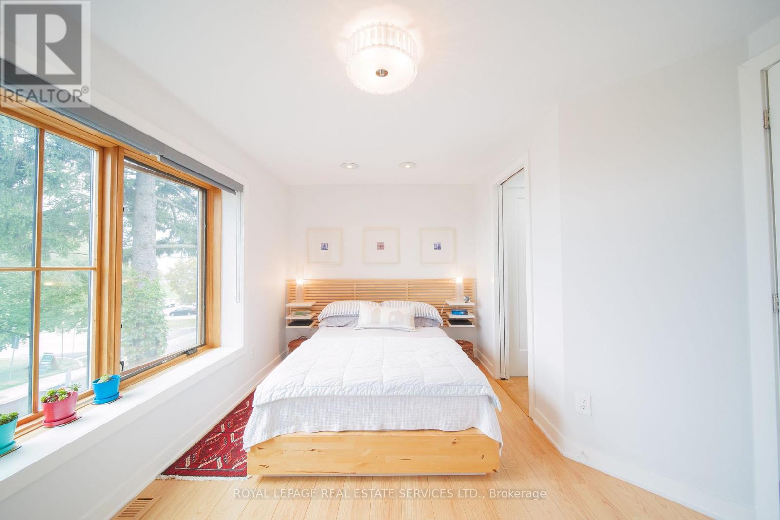 2331 Ontario Street, Oakville, Ontario  L6L 1A5 - Photo 12 - W12994760