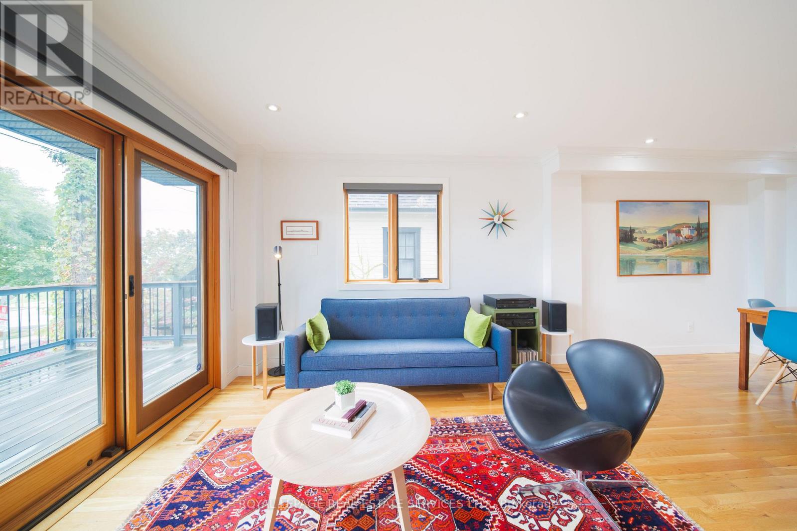 2331 Ontario Street, Oakville, Ontario  L6L 1A5 - Photo 3 - W12994760