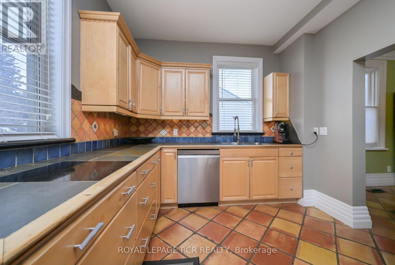 48 Townline, Orangeville, Ontario  L9W 1T9 - Photo 7 - W12994764