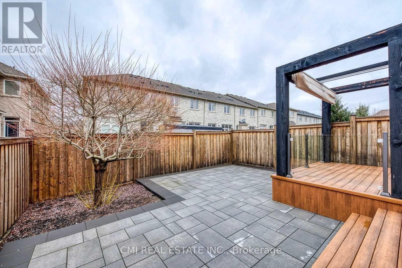 46 Losino Street, Caledon, Ontario  L7C 3N4 - Photo 36 - W12994766